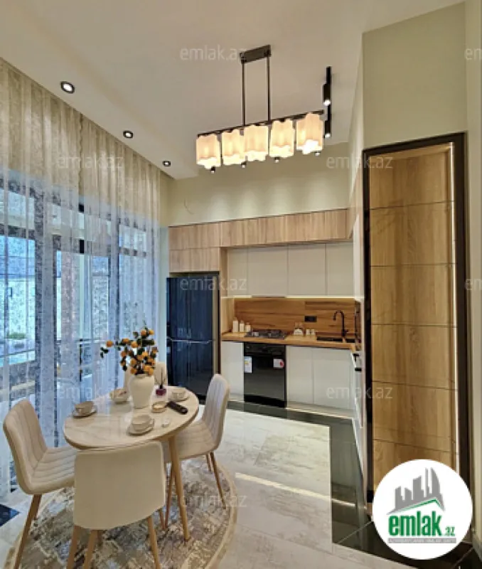 Satılır 4 otaqlı mənzil 150 m²