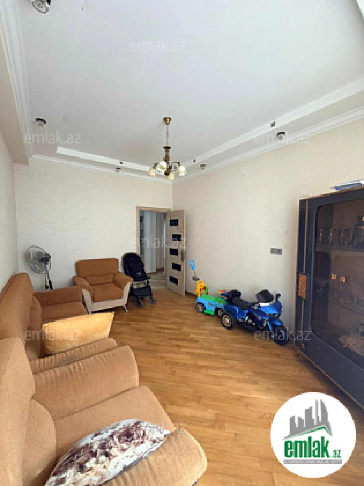 Satılır 4 otaqlı yeni tikili 135 m²