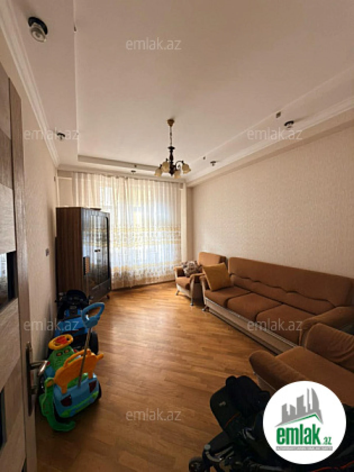 Satılır 4 otaqlı yeni tikili 135 m²