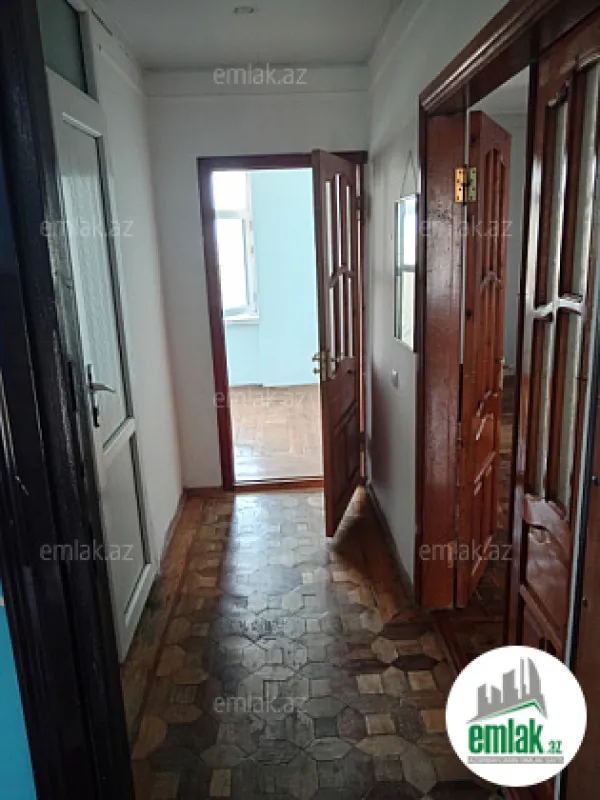 Satılır 3 otaqlı köhnə tikili 38 m²