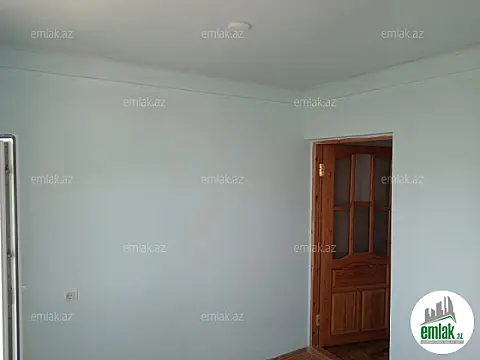 Satılır 3 otaqlı köhnə tikili 38 m²