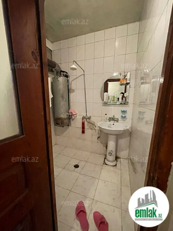 Satılır 5 otaqlı köhnə tikili 114 m²