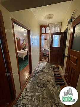 Satılır 5 otaqlı köhnə tikili 114 m²