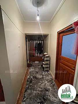 Satılır 5 otaqlı köhnə tikili 114 m²