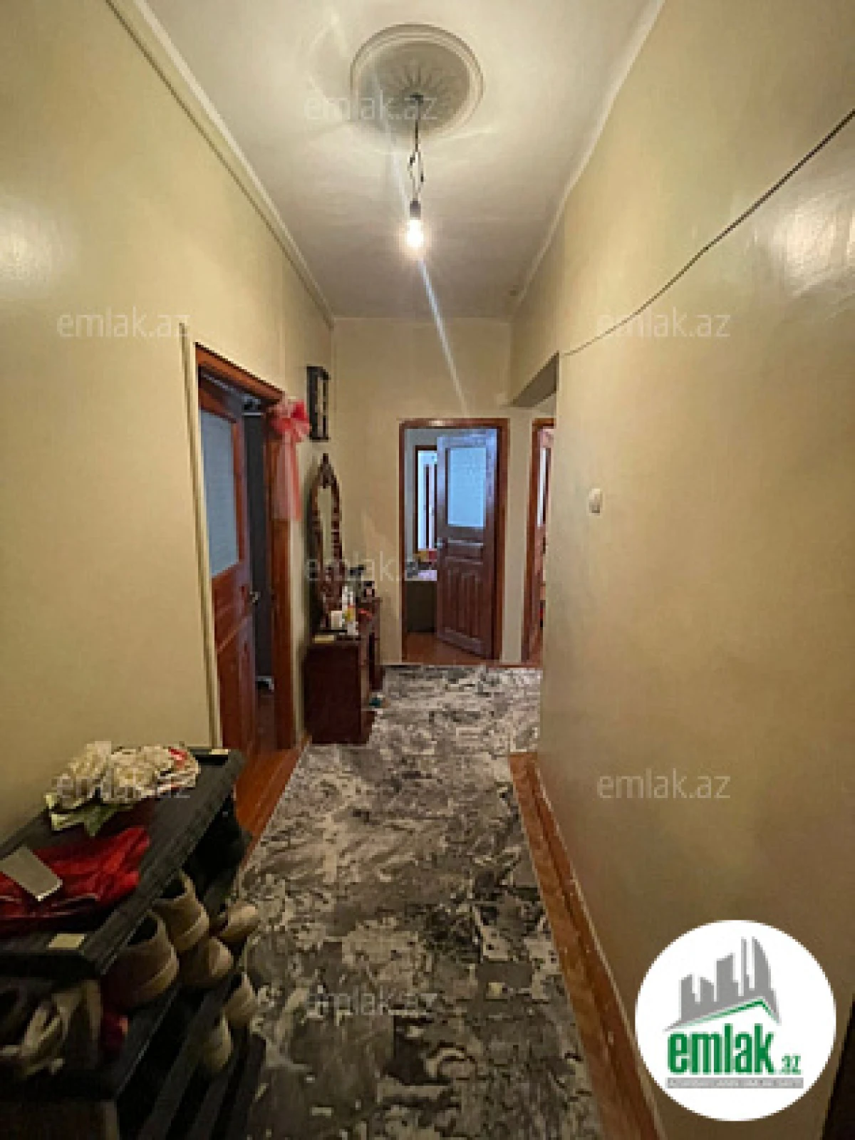 Satılır 5 otaqlı köhnə tikili 114 m²