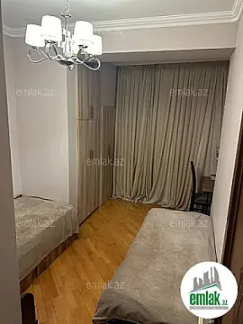 Satılır 3 otaqlı yeni tikili 80 m²