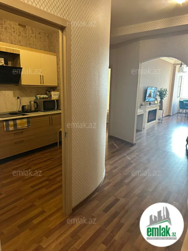 Satılır 2 otaqlı yeni tikili 70 m²