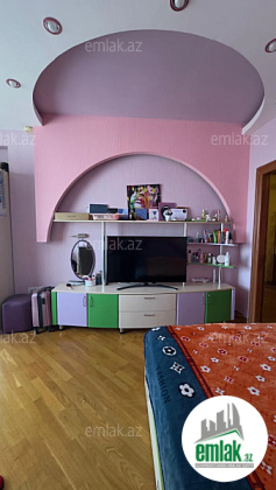 Satılır 4 otaqlı yeni tikili 205 m²