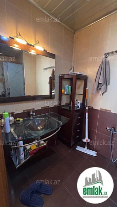 Satılır 4 otaqlı yeni tikili 205 m²