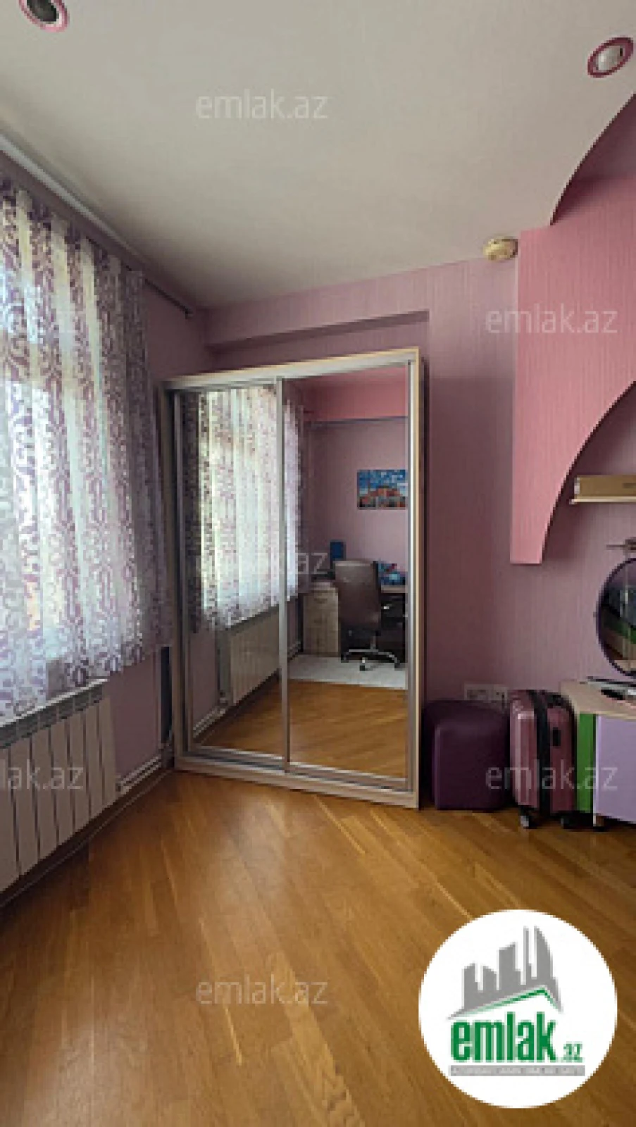 Satılır 4 otaqlı yeni tikili 205 m²