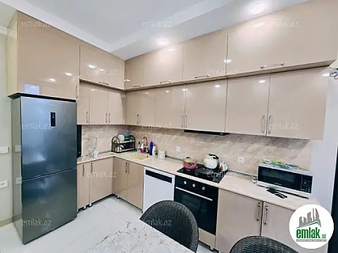 Satılır 2 otaqlı yeni tikili 82.5 m²
