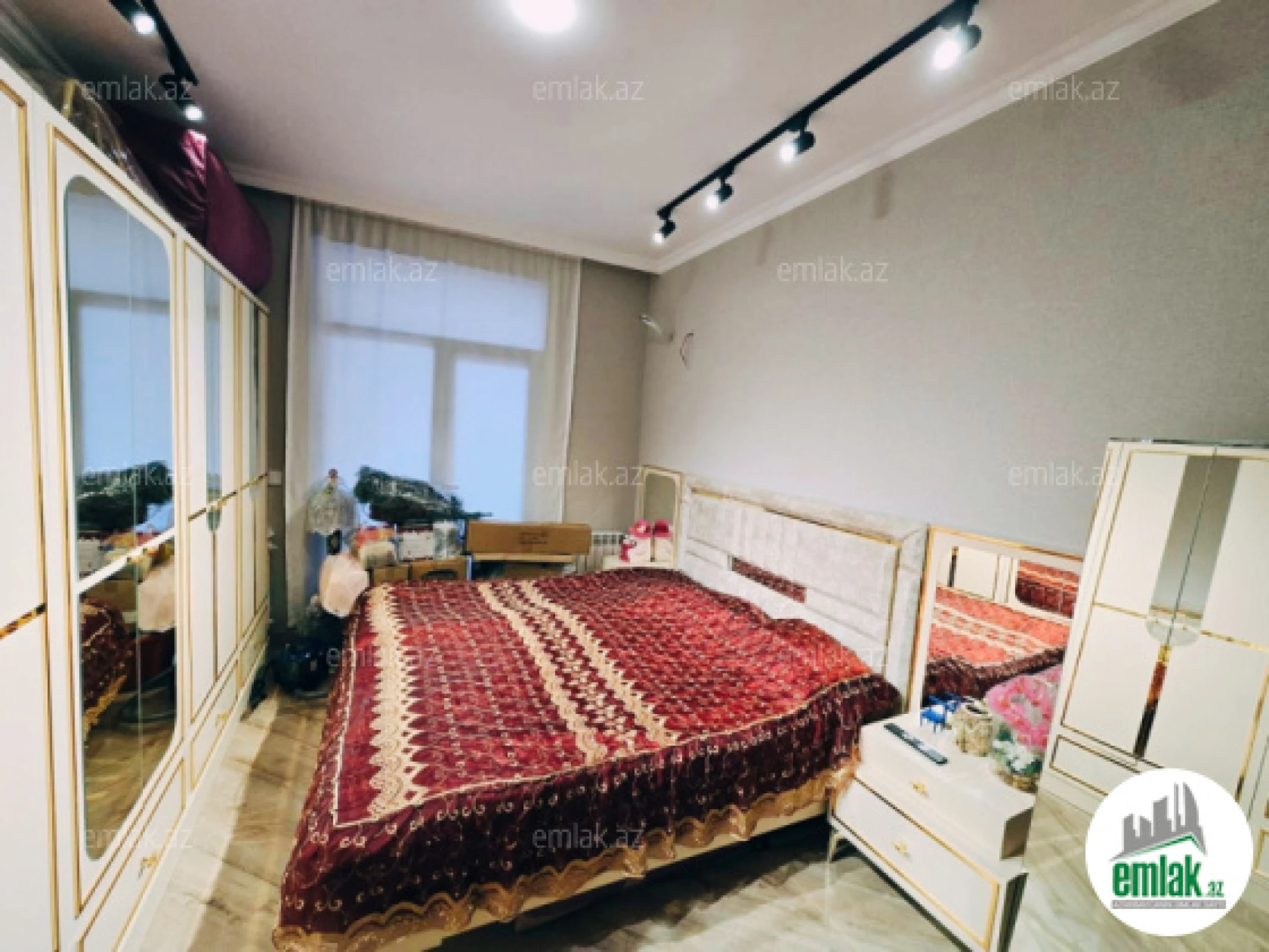 Satılır 2 otaqlı yeni tikili 82.5 m²