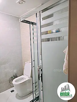 Satılır 2 otaqlı yeni tikili 82.5 m²