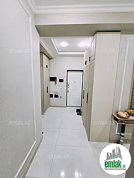 Satılır 2 otaqlı yeni tikili 82.5 m²