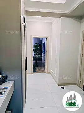 Satılır 2 otaqlı yeni tikili 82.5 m²