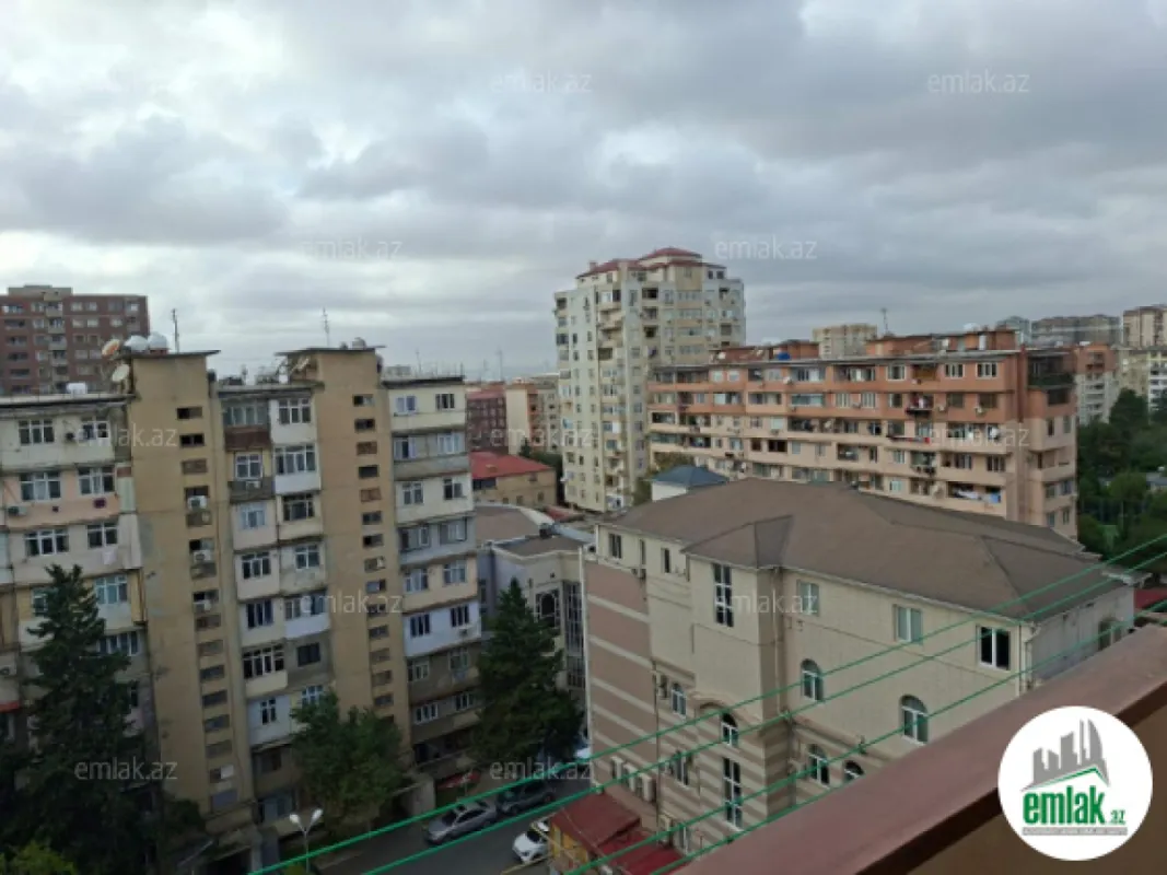 Satılır 3 otaqlı yeni tikili 80 m²