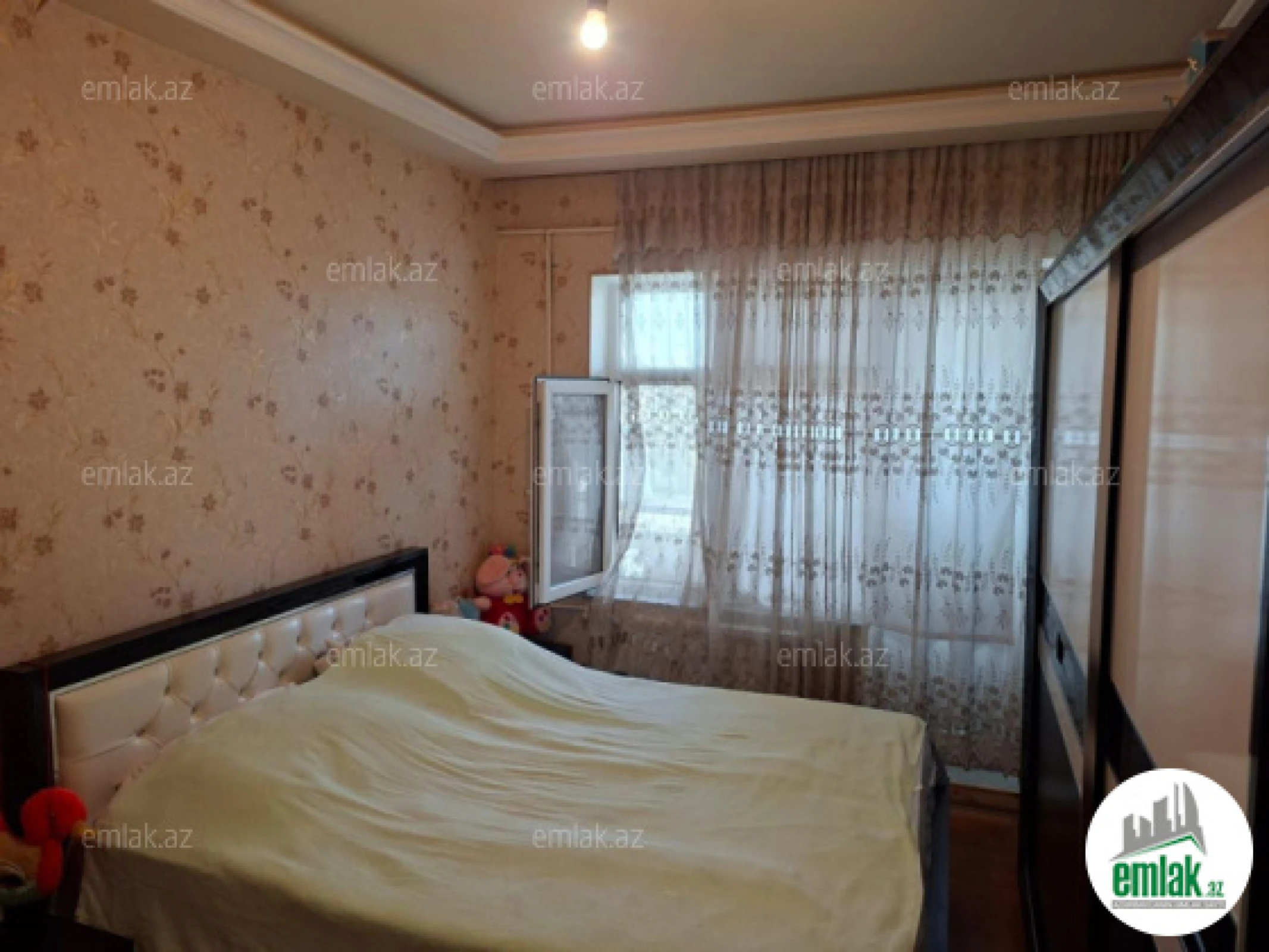 Satılır 3 otaqlı yeni tikili 80 m²