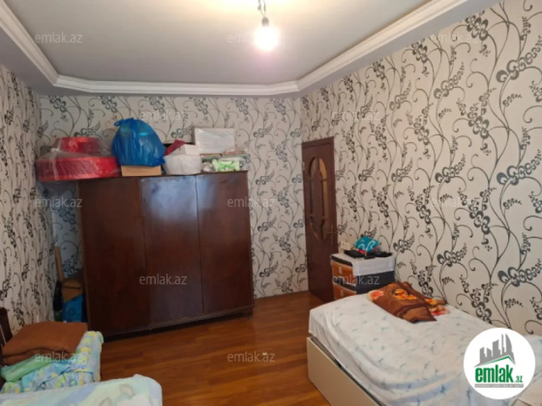 Satılır 3 otaqlı yeni tikili 80 m²