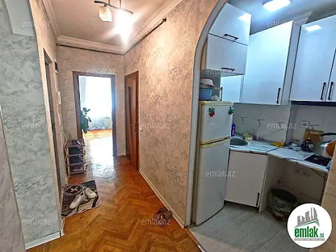 Satılır 3 otaqlı köhnə tikili 61 m²