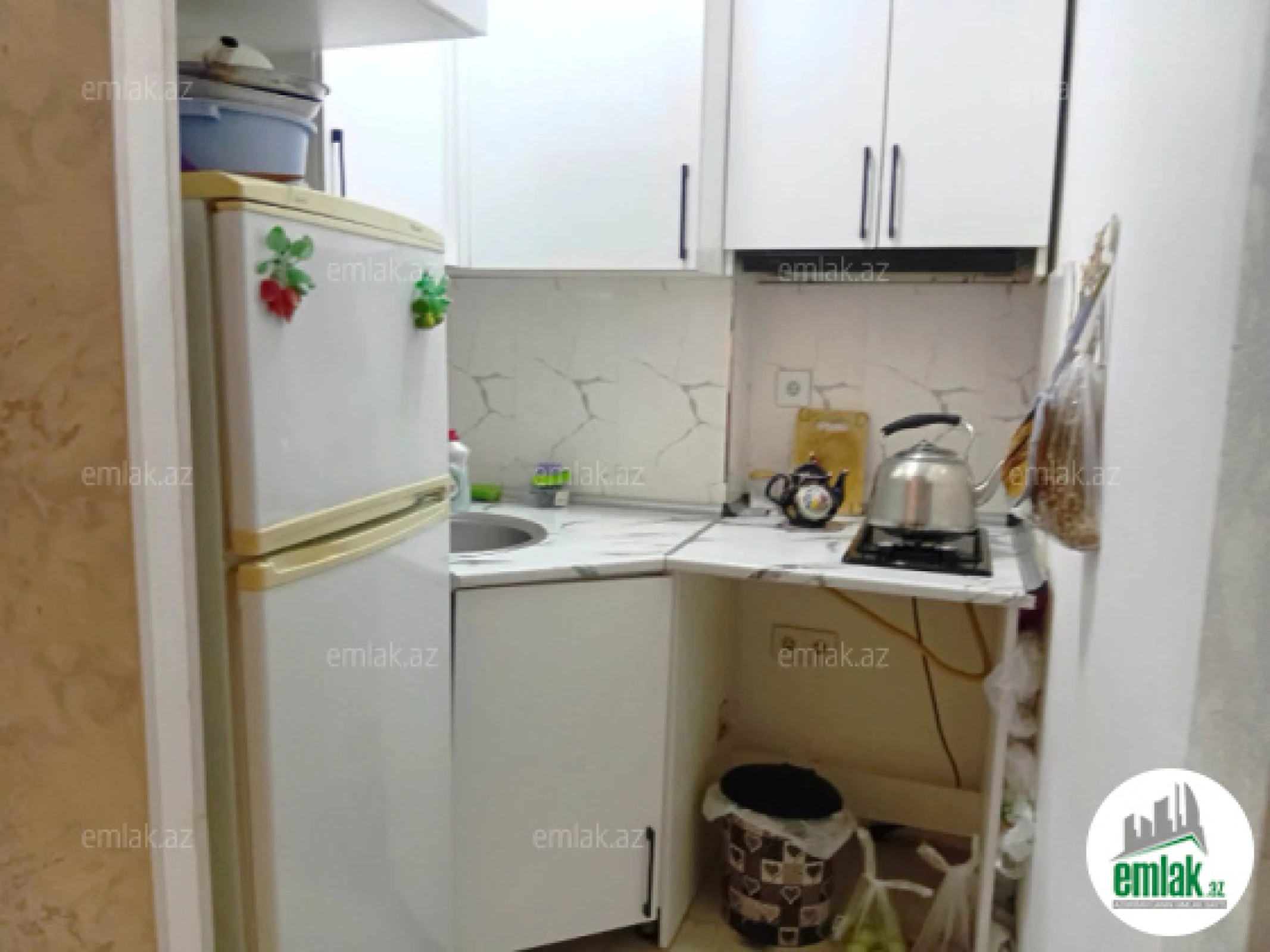 Satılır 3 otaqlı köhnə tikili 61 m²
