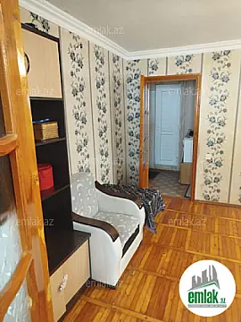 Satılır 2 otaqlı köhnə tikili 50 m²