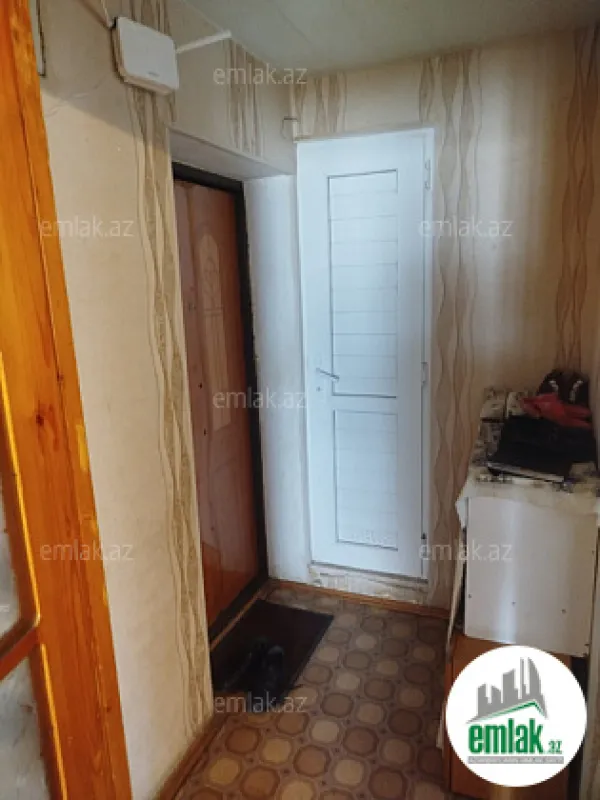 Satılır 2 otaqlı köhnə tikili 50 m²