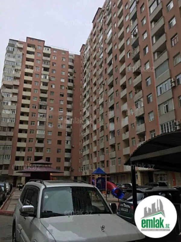 Satılır 3 otaqlı yeni tikili 145 m²