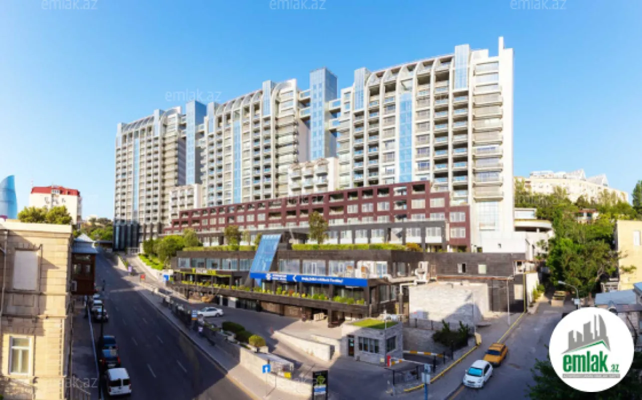 Satılır 2 otaqlı yeni tikili 102 m²