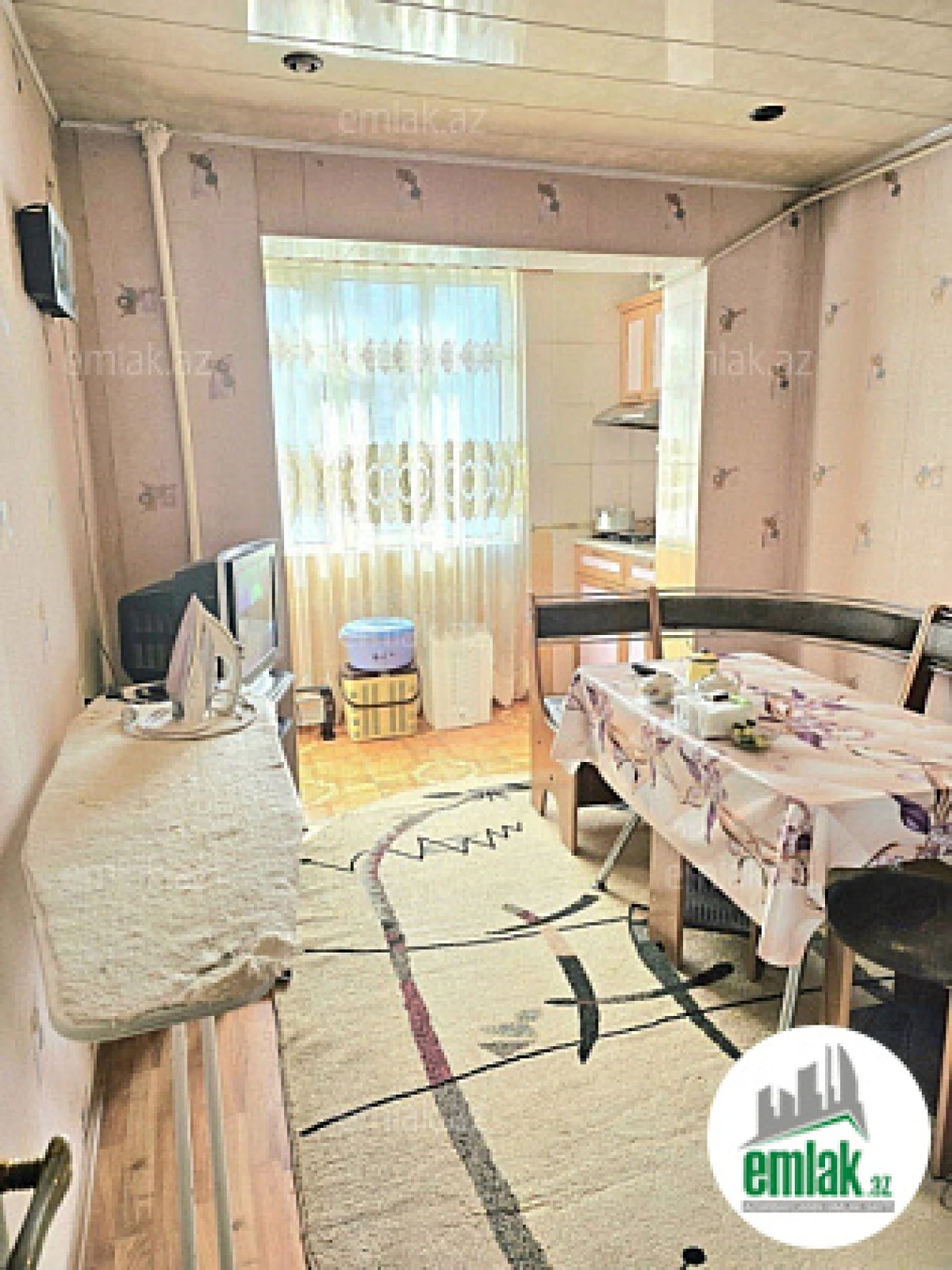 Satılır 2 otaqlı köhnə tikili 68 m²