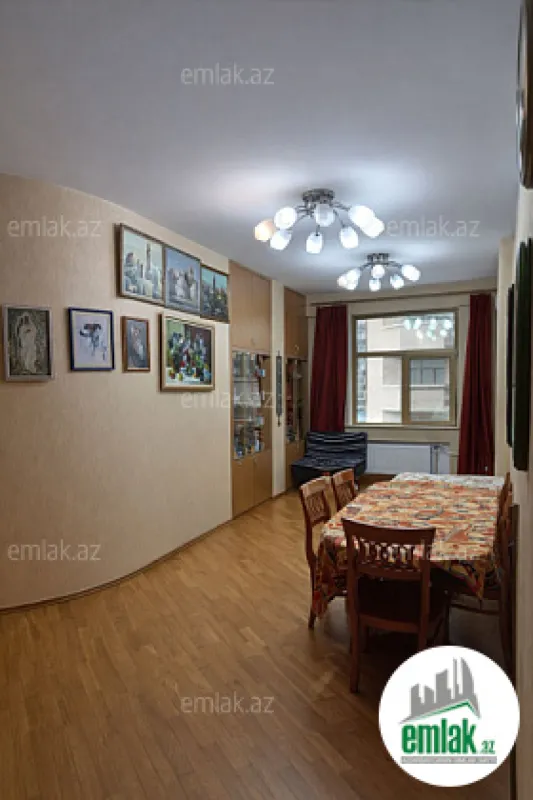 Satılır 4 otaqlı yeni tikili 155 m²