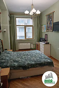 Satılır 4 otaqlı yeni tikili 155 m²