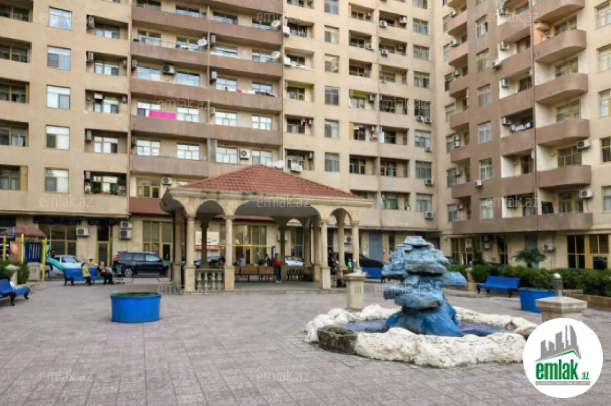 Satılır 4 otaqlı yeni tikili 155 m²