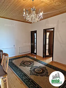 Satılır 6 otaqlı həyət evi 263 m²