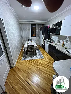 Satılır 3 otaqlı yeni tikili 85 m²