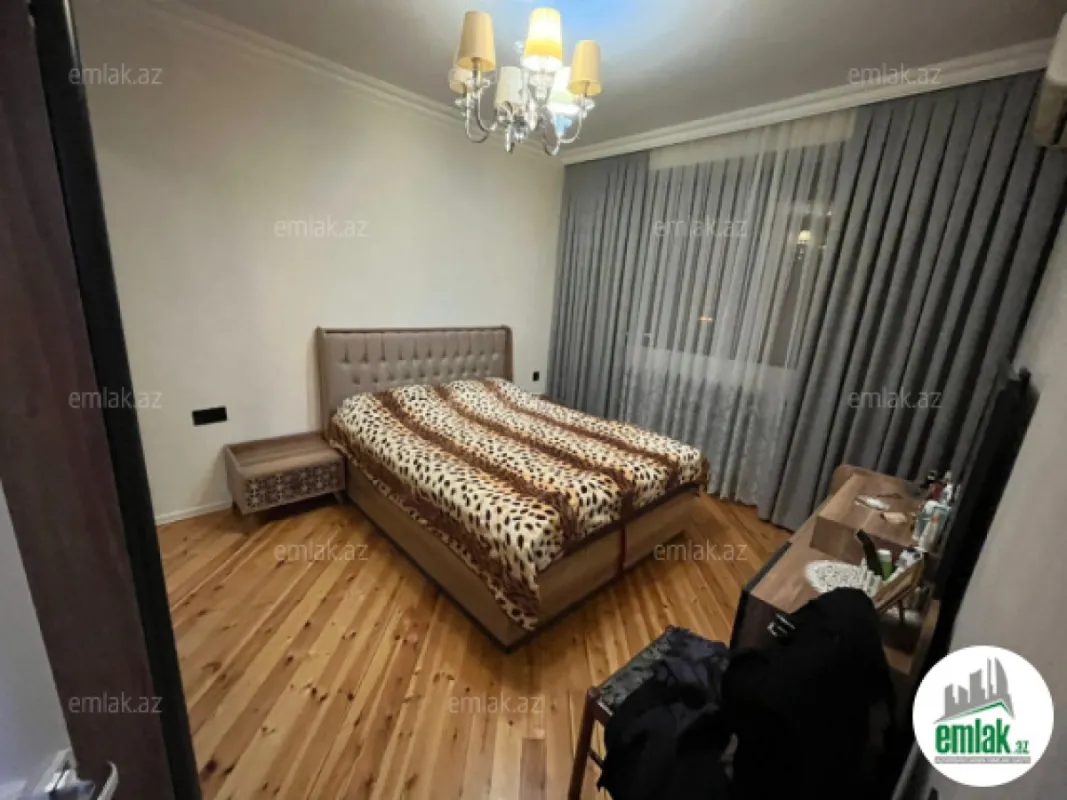 Satılır 3 otaqlı yeni tikili 85 m²