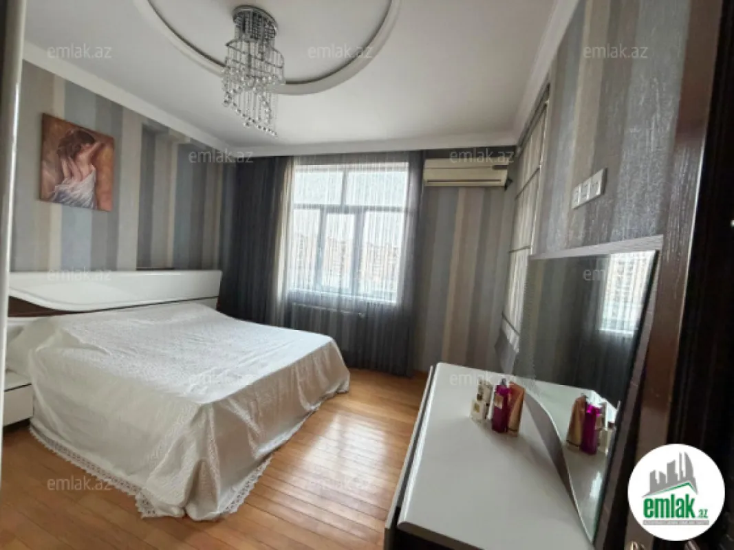 Satılır 3 otaqlı yeni tikili 120 m²