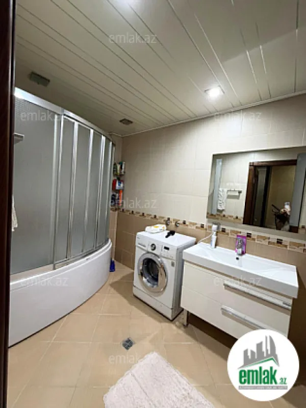 Satılır 3 otaqlı yeni tikili 120 m²