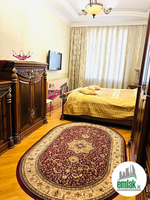 Satılır 4 otaqlı yeni tikili 153 m²