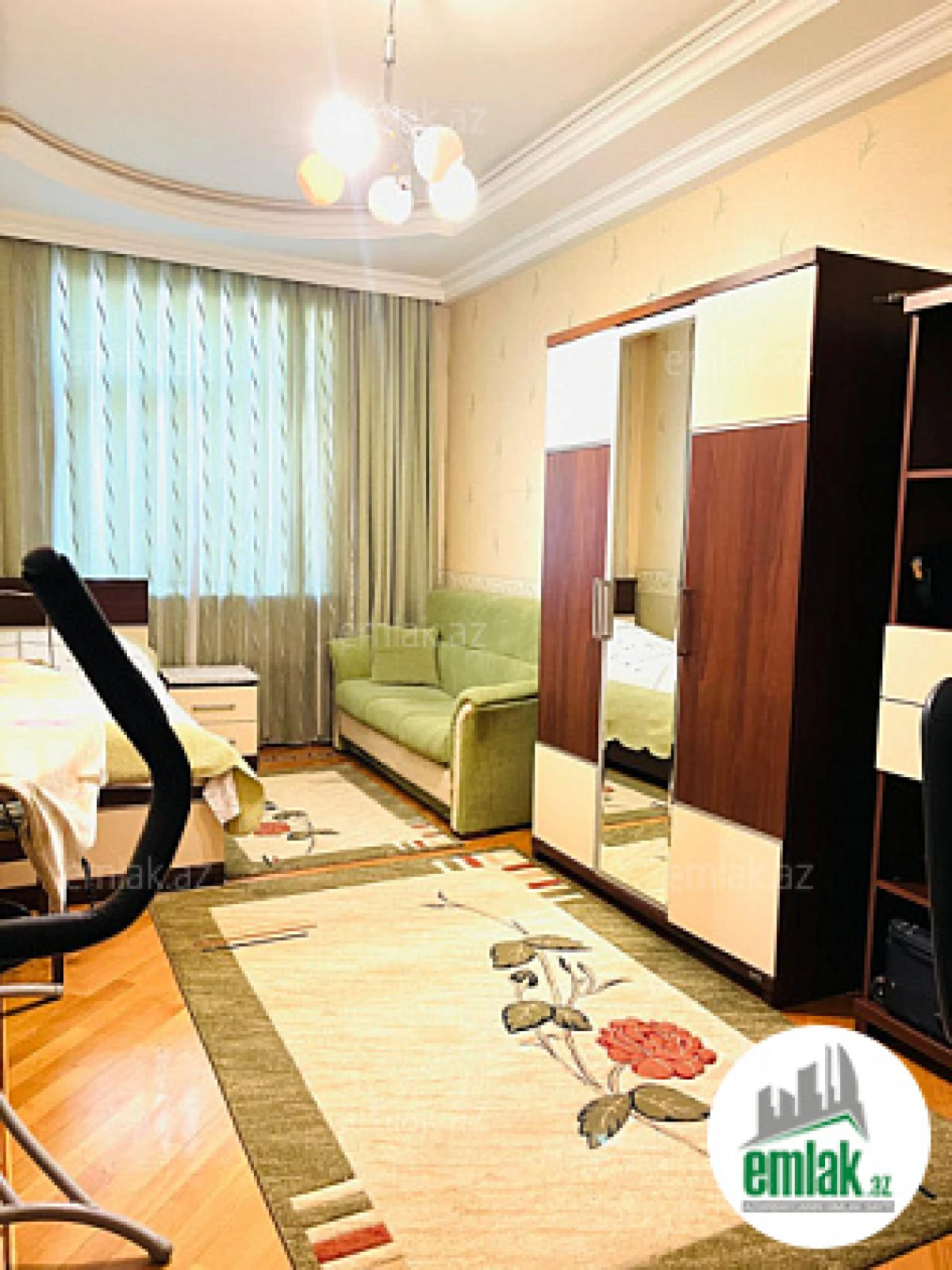 Satılır 4 otaqlı yeni tikili 153 m²