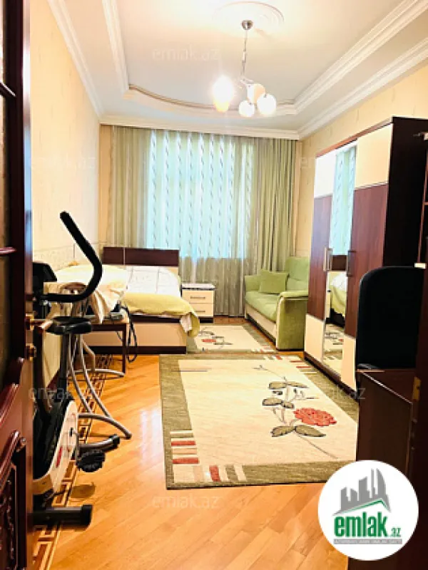 Satılır 4 otaqlı yeni tikili 153 m²