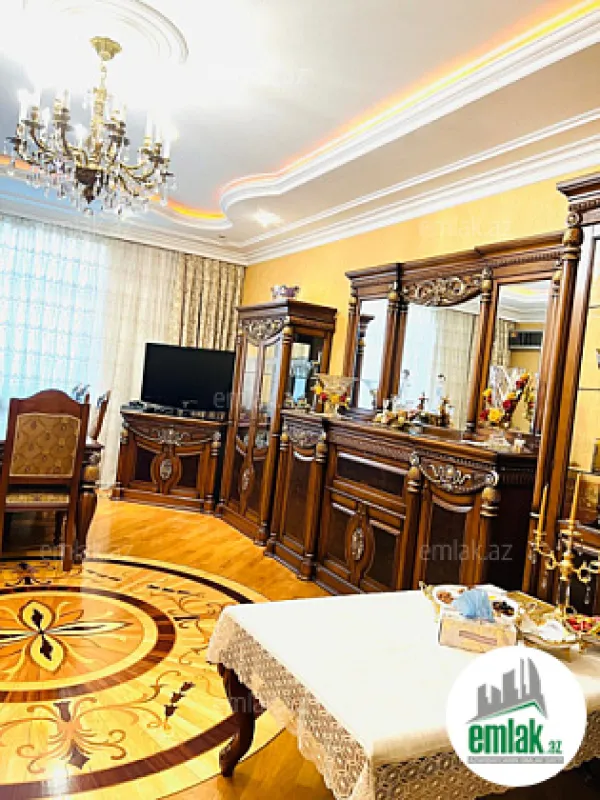 Satılır 4 otaqlı yeni tikili 153 m²