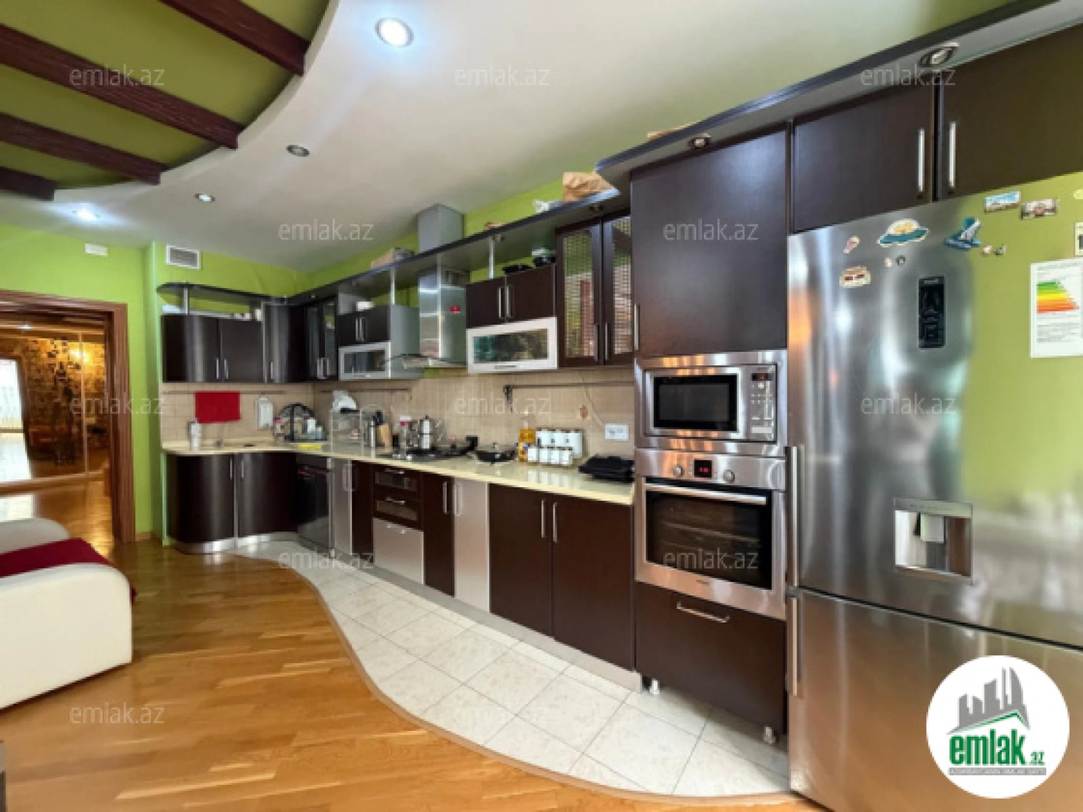 Satılır 4 otaqlı yeni tikili 191 m²