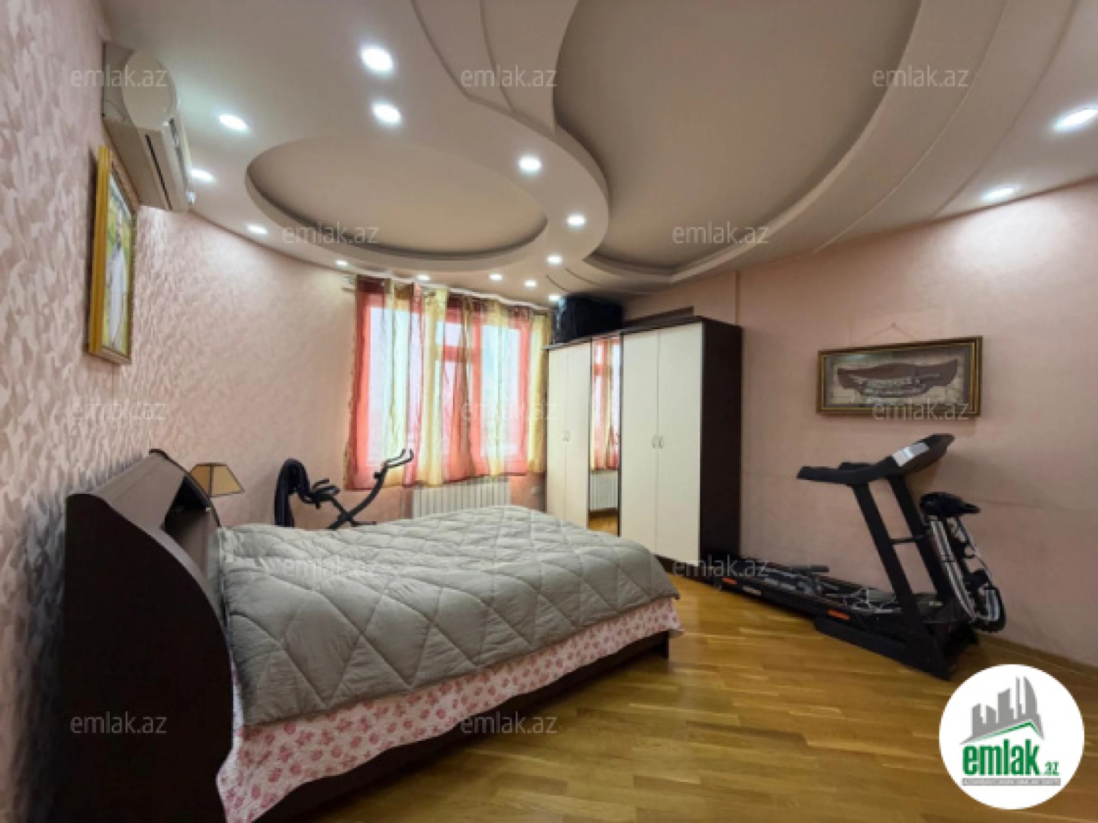 Satılır 4 otaqlı yeni tikili 191 m²