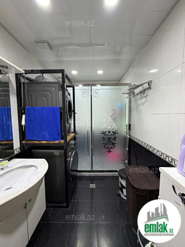 Satılır 4 otaqlı yeni tikili 191 m²