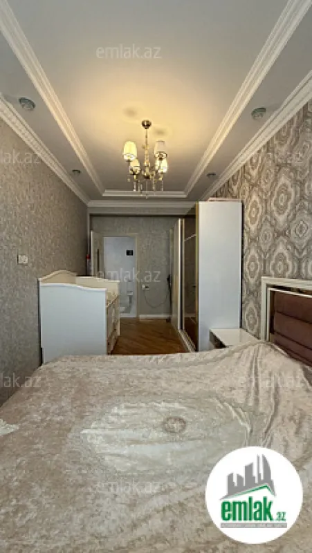 Satılır 2 otaqlı yeni tikili 80 m²