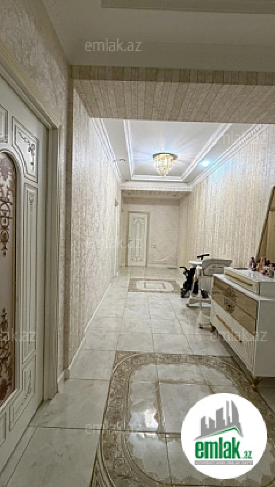 Satılır 2 otaqlı yeni tikili 80 m²