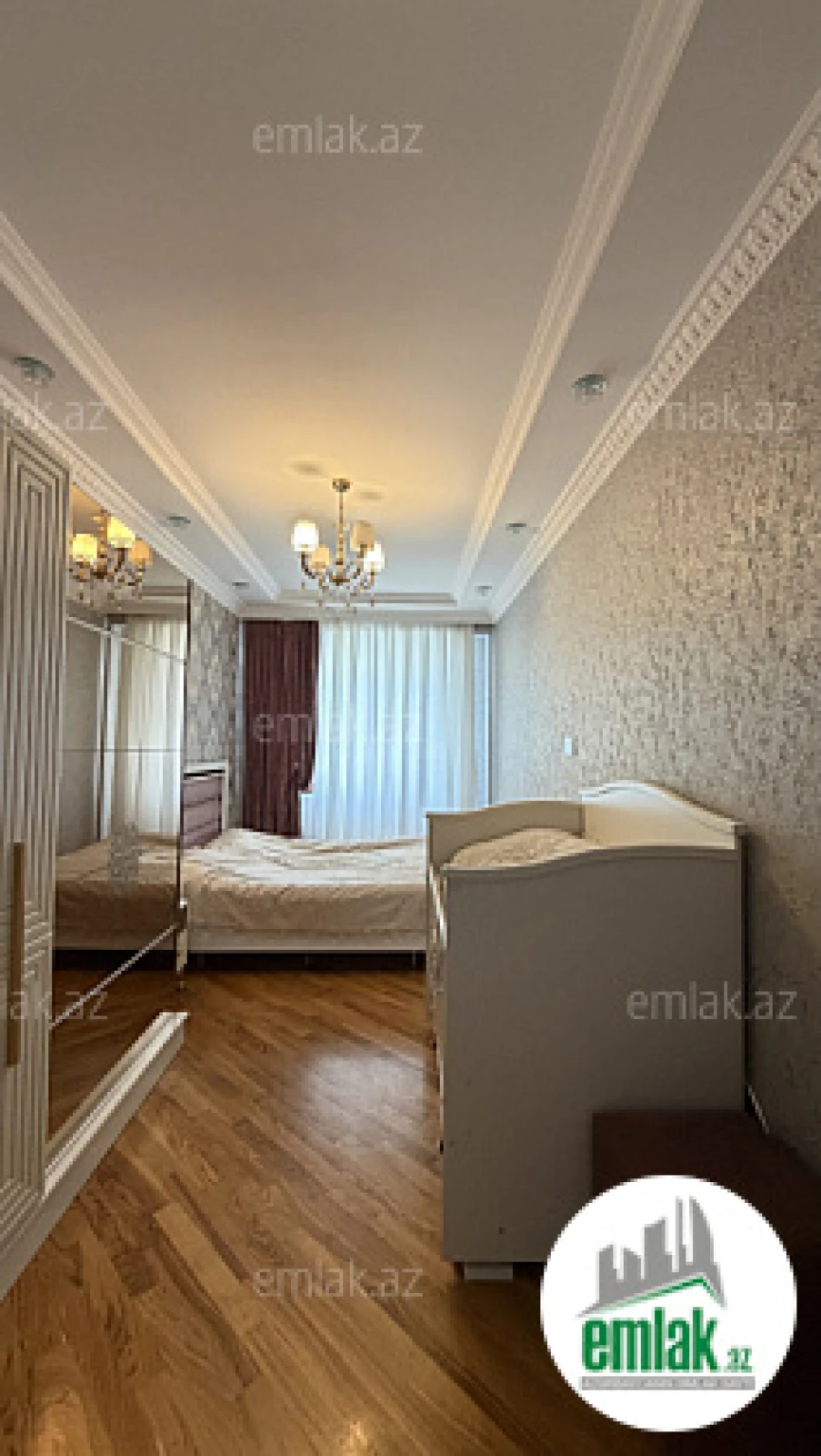 Satılır 2 otaqlı yeni tikili 80 m²