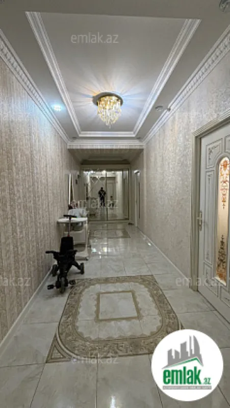 Satılır 2 otaqlı yeni tikili 80 m²