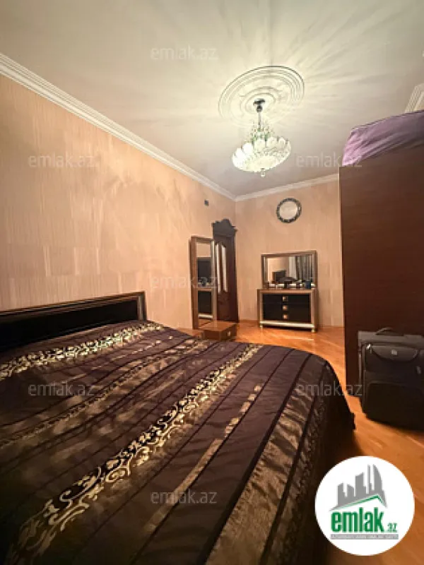 Satılır 3 otaqlı yeni tikili 118 m²