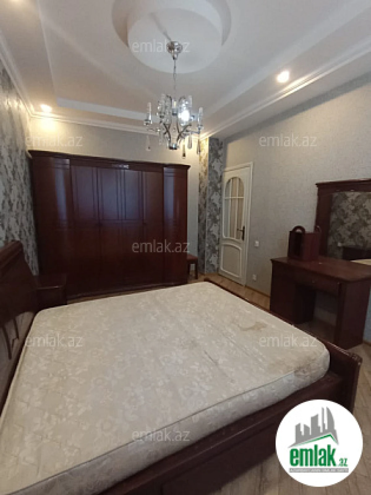 Satılır 3 otaqlı yeni tikili 150 m²